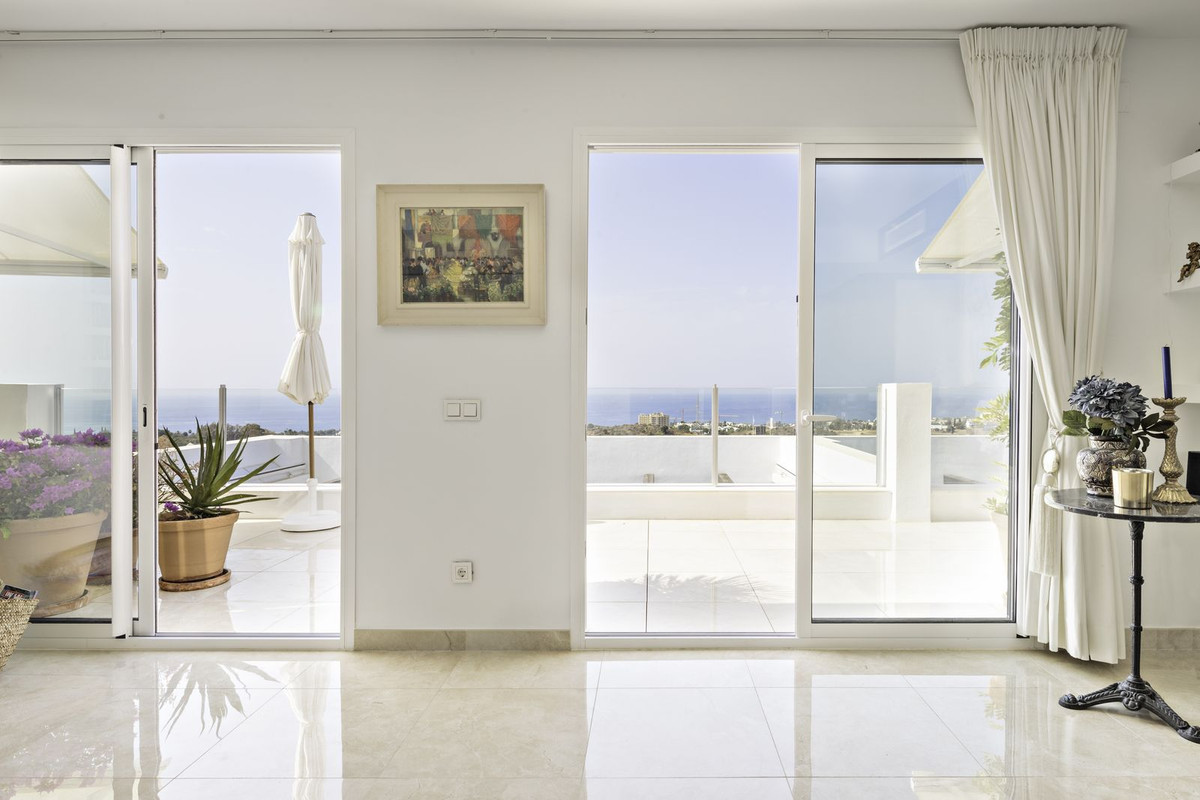 Te koop Penthouse Duplex Costa Del Sol Altos De Los Monteros € 980.000,-
