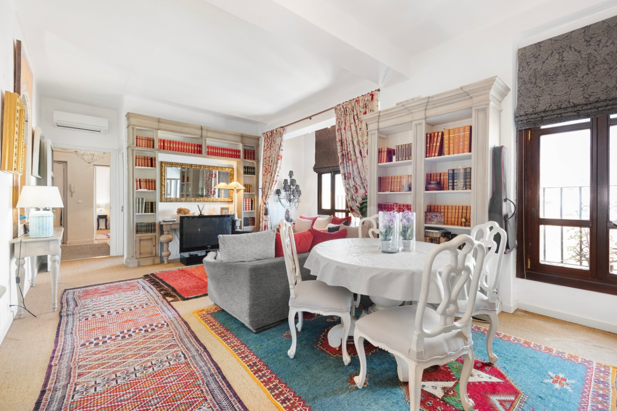 Te koop Middle Floor Apartment Costa Del Sol Málaga € 1.100.000,-