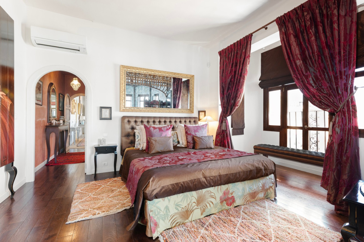 Te koop Middle Floor Apartment Costa Del Sol Málaga € 1.100.000,-