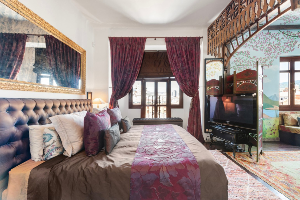 Te koop Middle Floor Apartment Costa Del Sol Málaga € 1.100.000,-