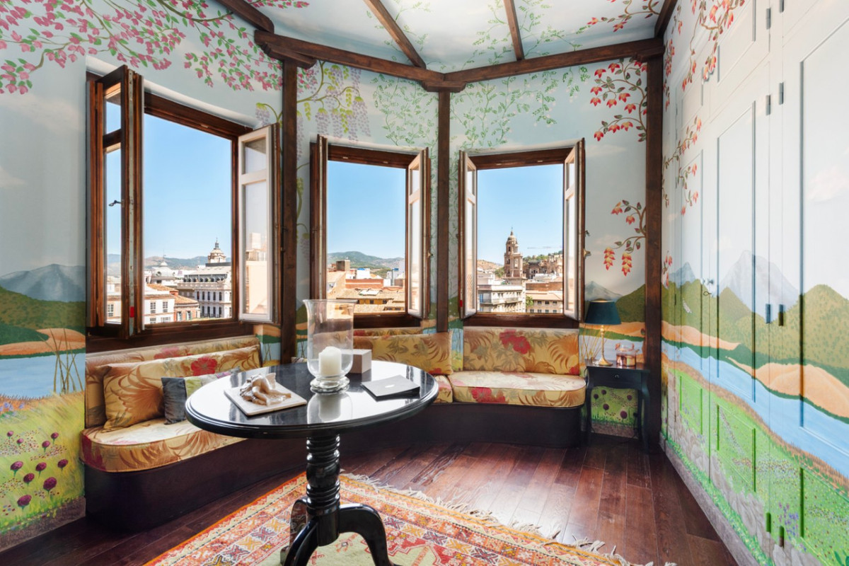 Te koop Middle Floor Apartment Costa Del Sol Málaga € 1.100.000,-