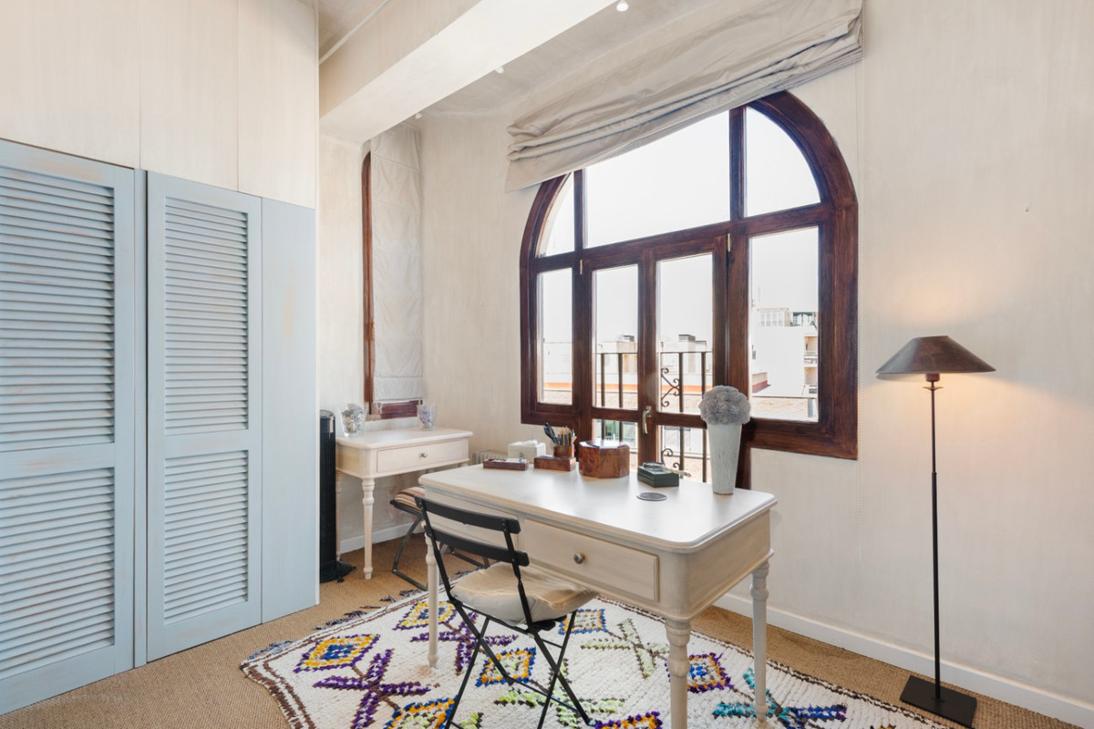 Te koop Middle Floor Apartment Costa Del Sol Málaga € 1.100.000,-