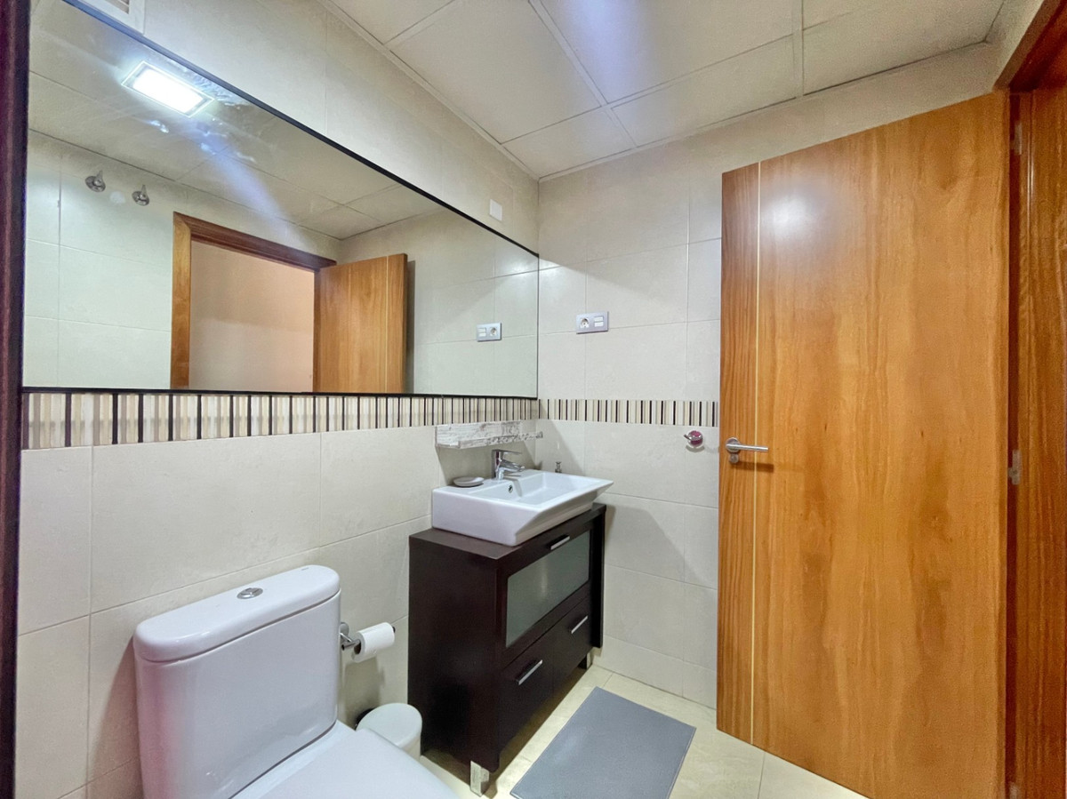 Te koop Middle Floor Apartment Costa Del Sol Málaga € 462.000,-