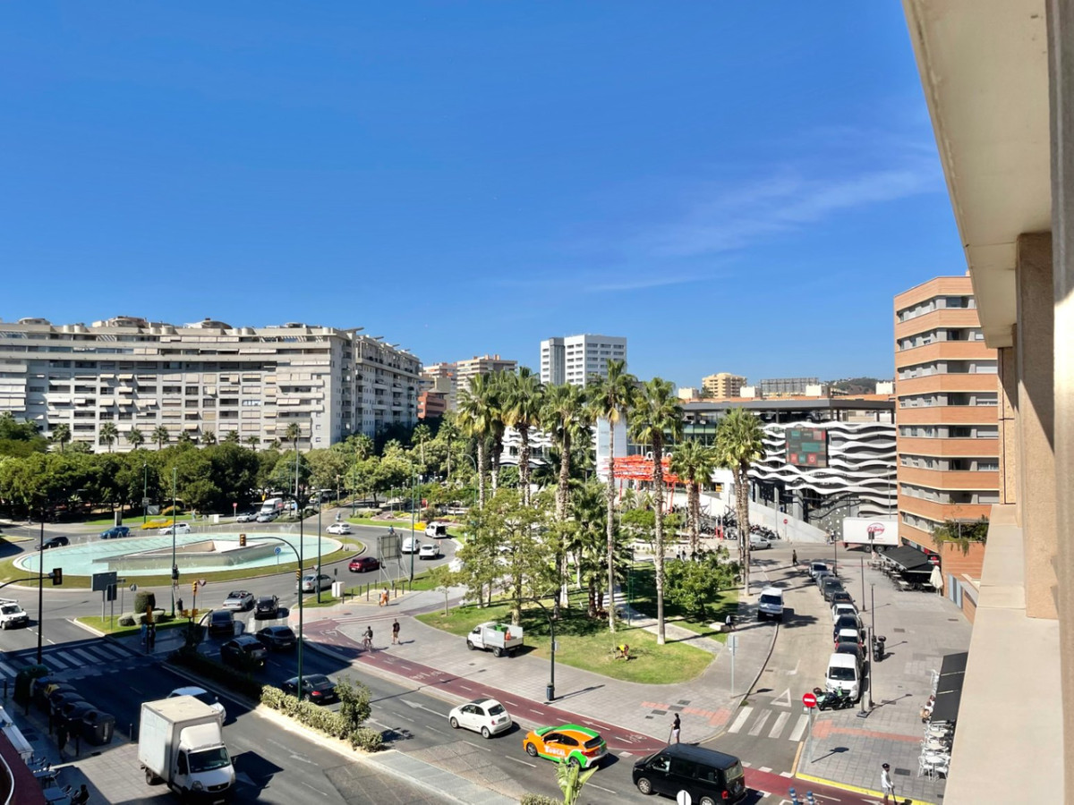 Te koop Middle Floor Apartment Costa Del Sol Málaga € 462.000,-