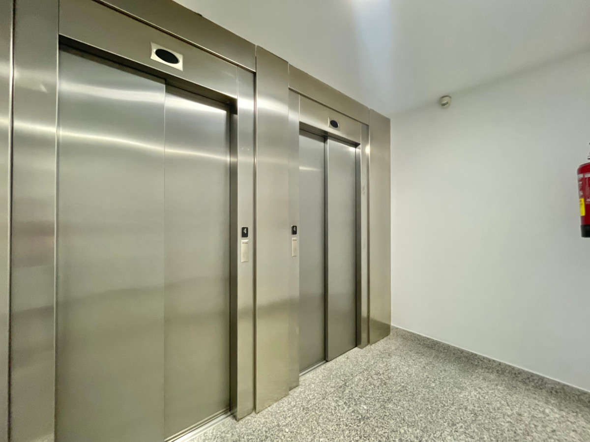 Te koop Middle Floor Apartment Costa Del Sol Málaga € 462.000,-