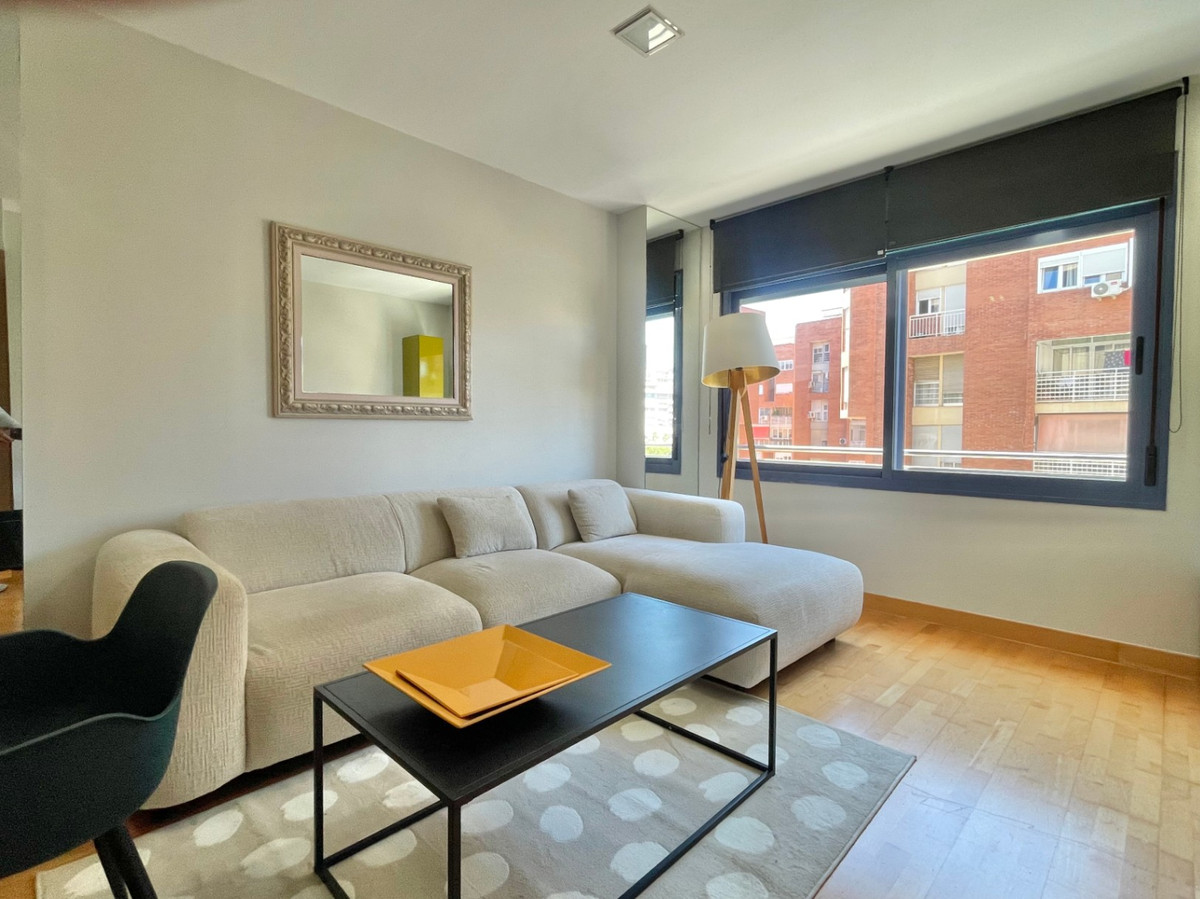 Te koop Middle Floor Apartment Costa Del Sol Málaga € 462.000,-