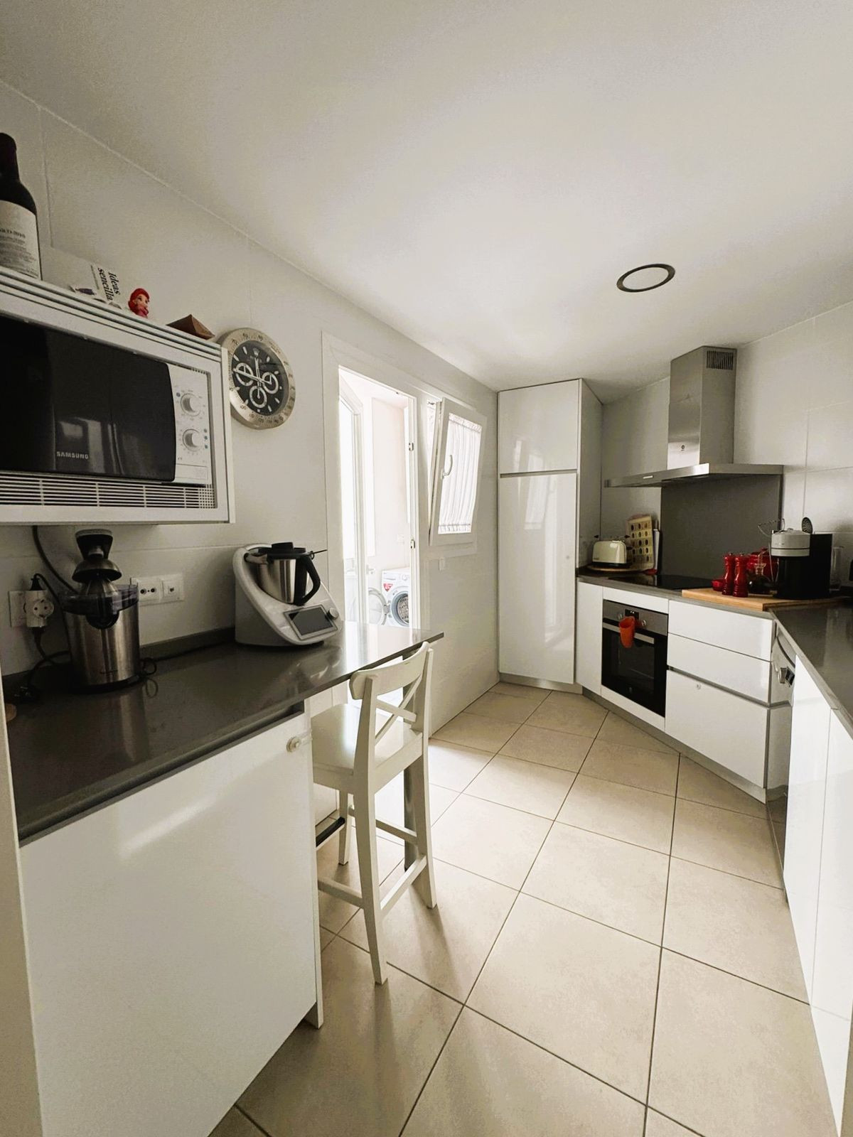 Te koop Middle Floor Apartment Costa Del Sol La Campana € 449.000,-