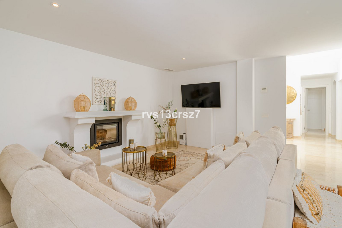 Te koop Vrijstaande Villa Costa Del Sol El Rosario € 1.649.000,-