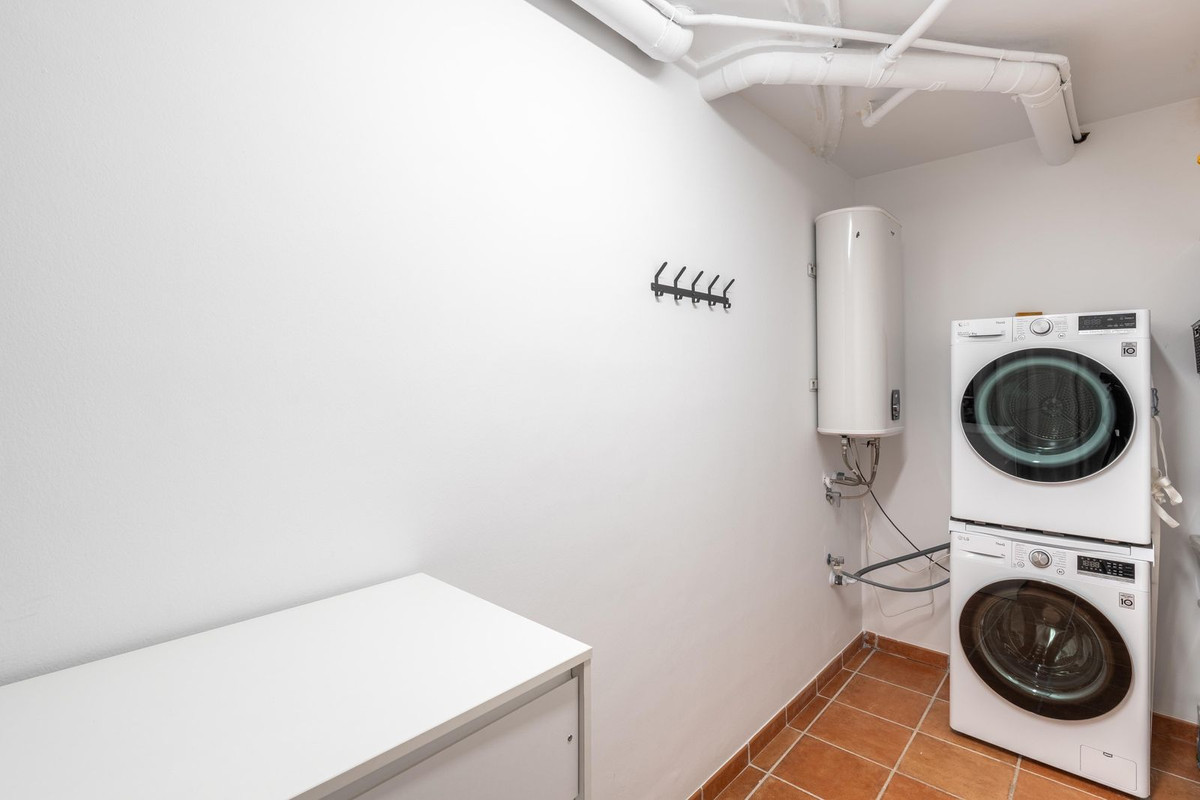 Te koop Herenhuis Costa Del Sol El Paraiso € 695.000,-