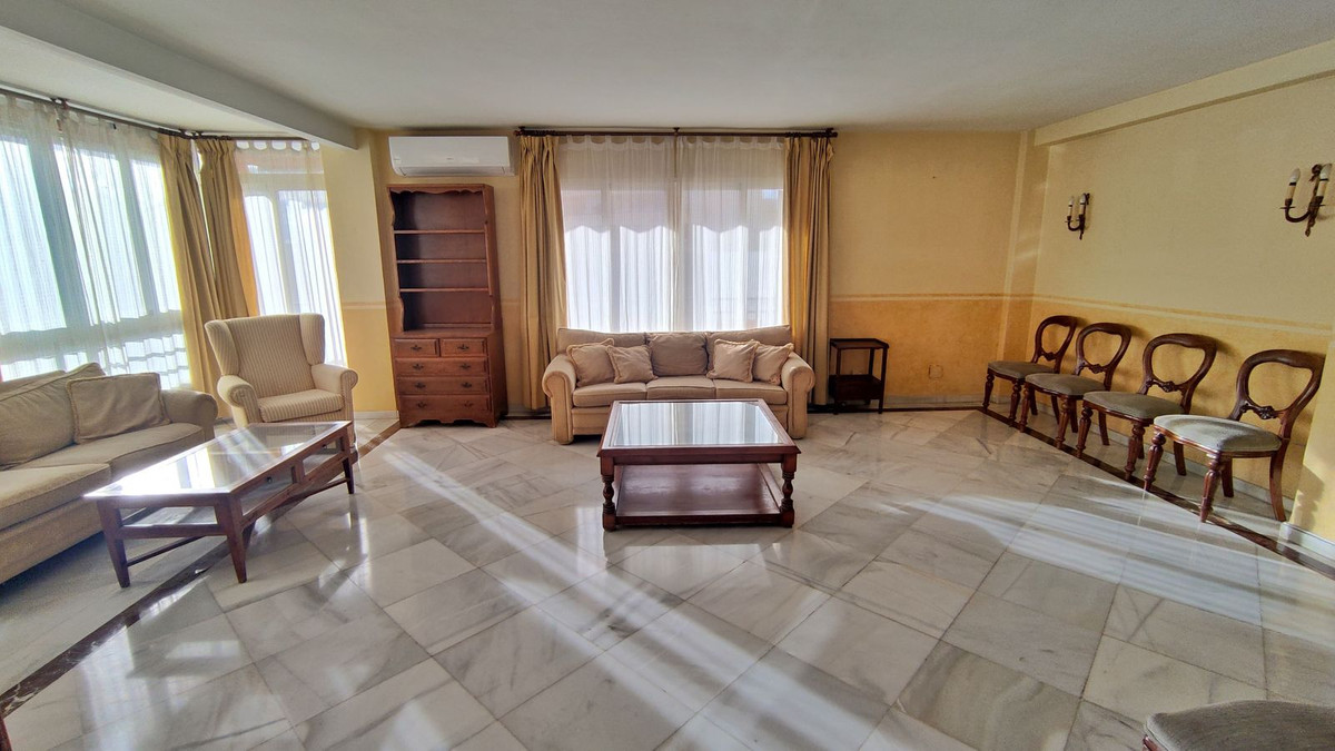Te koop Middle Floor Apartment Costa Del Sol Marbella € 690.000,-