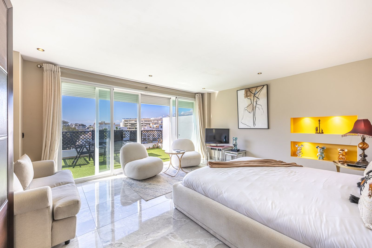 Te koop Penthouse Duplex Costa Del Sol Puerto Banús € 3.000.000,-