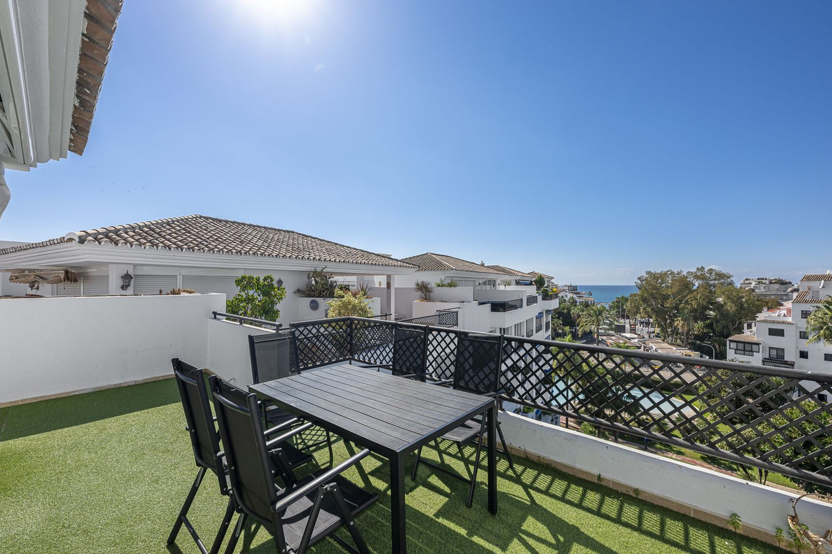 Te koop Penthouse Duplex Costa Del Sol Puerto Banús € 3.000.000,-