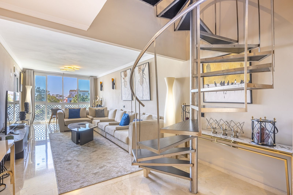 Te koop Penthouse Duplex Costa Del Sol Puerto Banús € 3.000.000,-