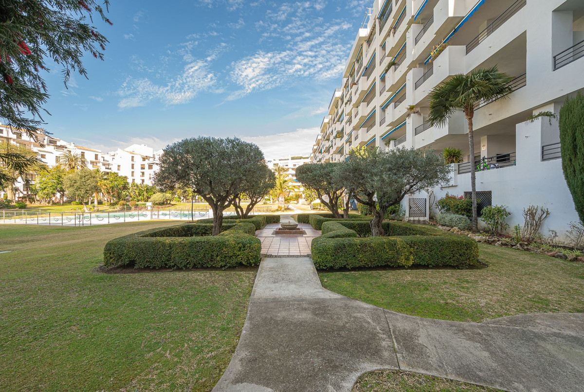 Te koop Penthouse Duplex Costa Del Sol Puerto Banús € 3.000.000,-