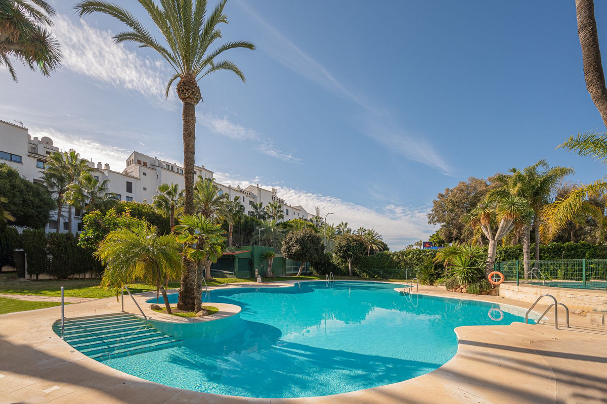 Te koop Penthouse Duplex Costa Del Sol Puerto Banús € 3.000.000,-