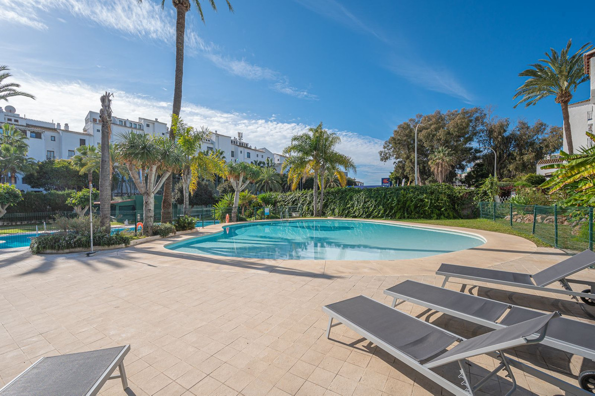 Te koop Penthouse Duplex Costa Del Sol Puerto Banús € 3.000.000,-