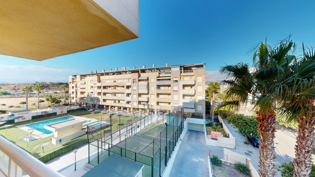 Te koop Middle Floor Apartment Costa Del Sol Vélez-málaga € 319.000,-