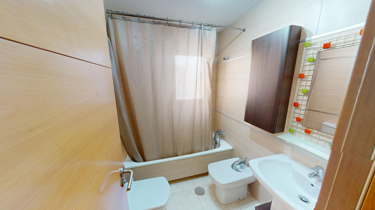 Te koop Middle Floor Apartment Costa Del Sol Vélez-málaga € 319.000,-