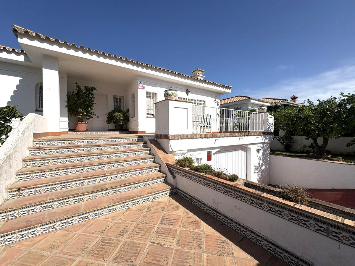 Te koop Vrijstaande Villa Costa Del Sol Alhaurín De La Torre € 822.000,-