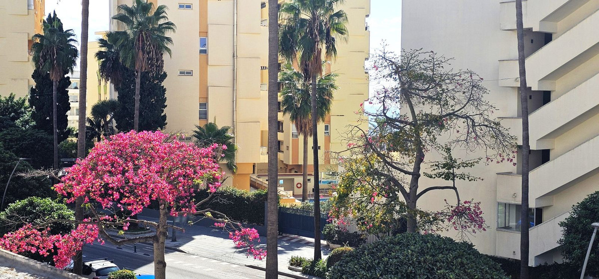 Te koop Middle Floor Apartment Costa Del Sol Marbella € 595.000,-