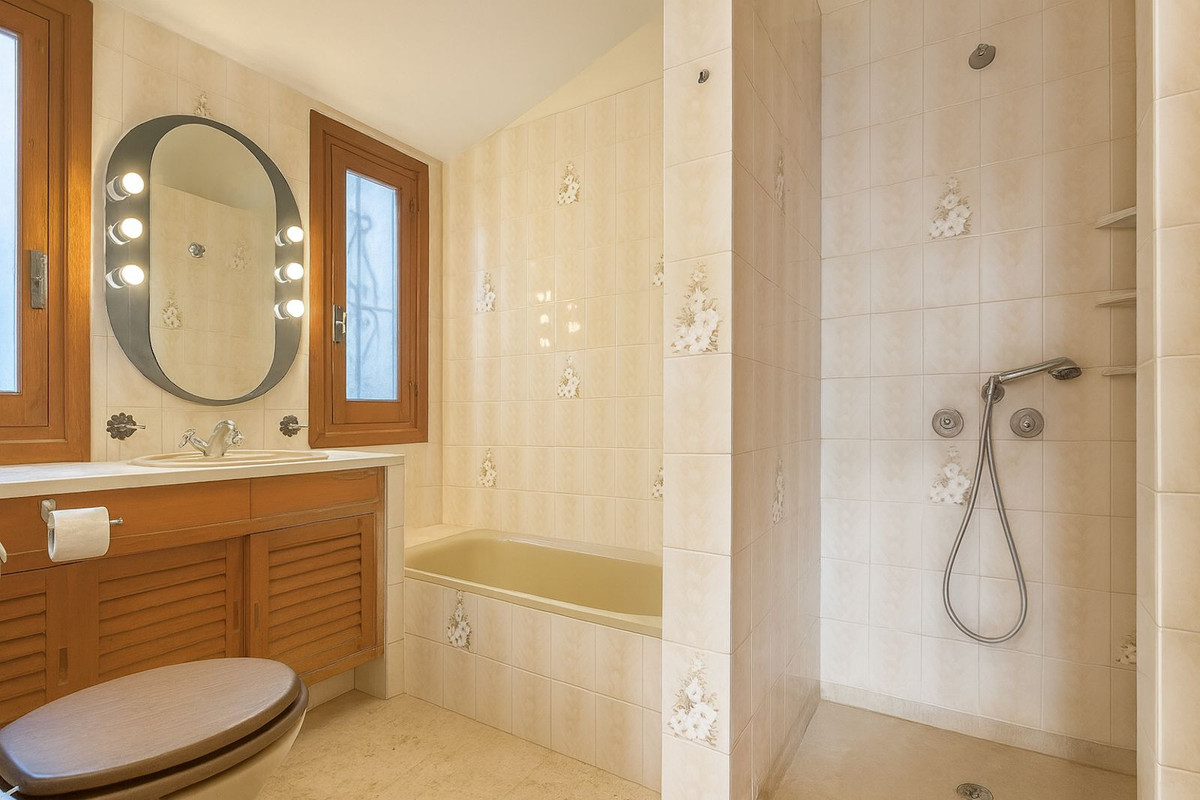 Te koop Vrijstaande Villa Costa Del Sol Cerros Del Aguila € 720.000,-