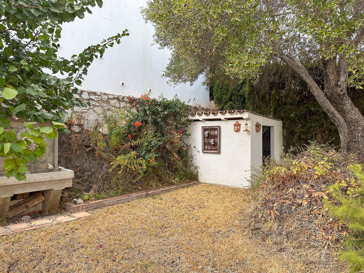 Te koop Vrijstaande Villa Costa Del Sol Cerros Del Aguila € 720.000,-