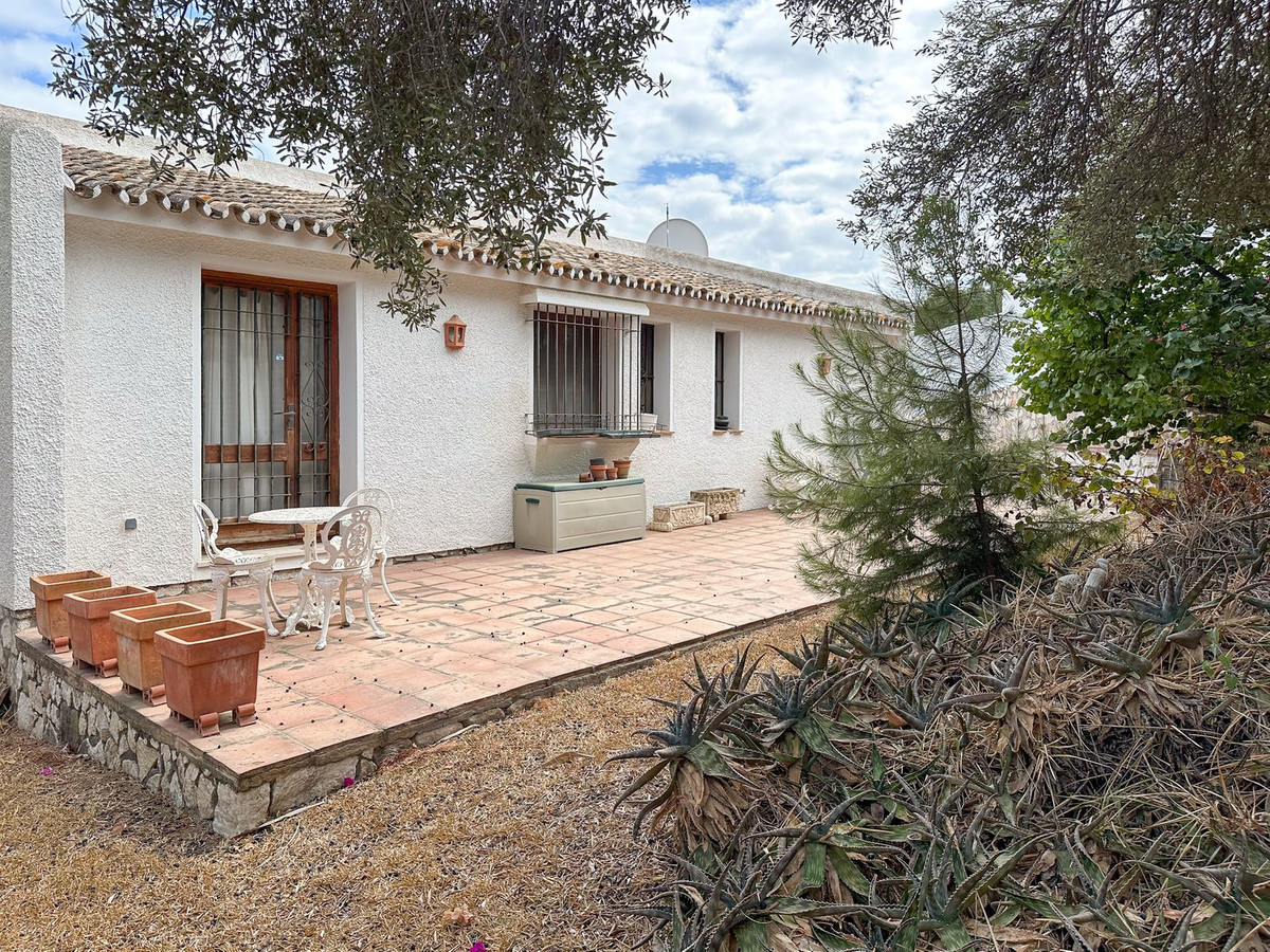Te koop Vrijstaande Villa Costa Del Sol Cerros Del Aguila € 720.000,-