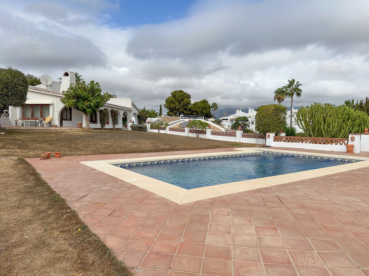 Te koop Vrijstaande Villa Costa Del Sol Cerros Del Aguila € 720.000,-