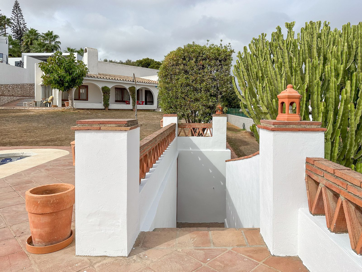 Te koop Vrijstaande Villa Costa Del Sol Cerros Del Aguila € 720.000,-