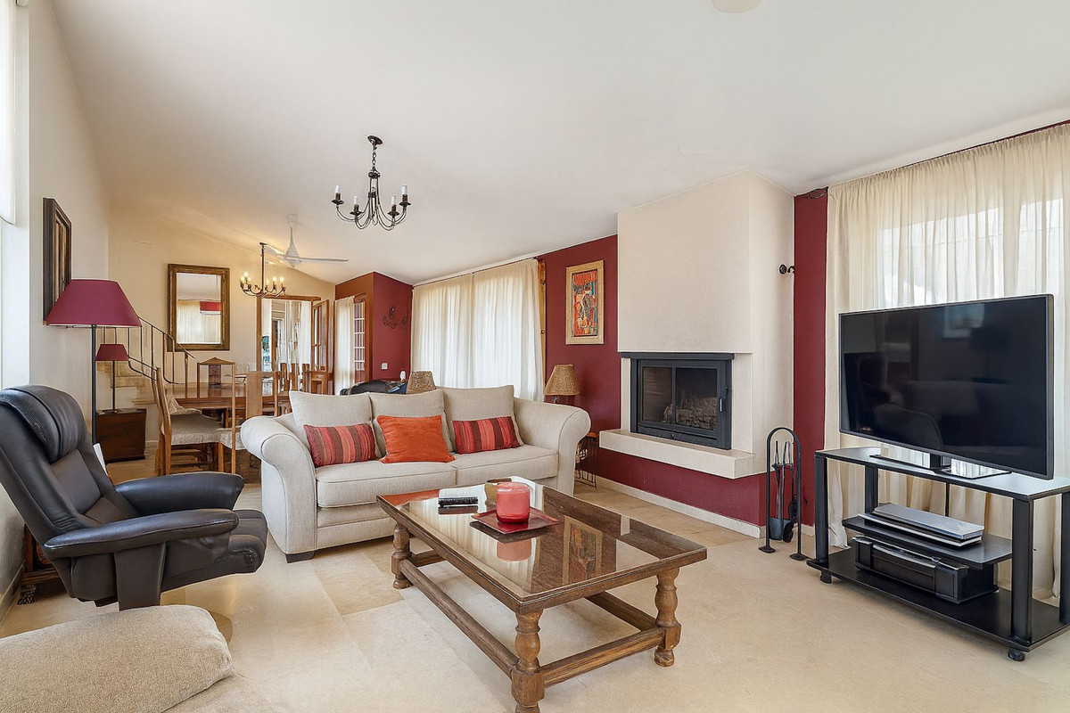 Te koop Vrijstaande Villa Costa Del Sol Cerros Del Aguila € 720.000,-