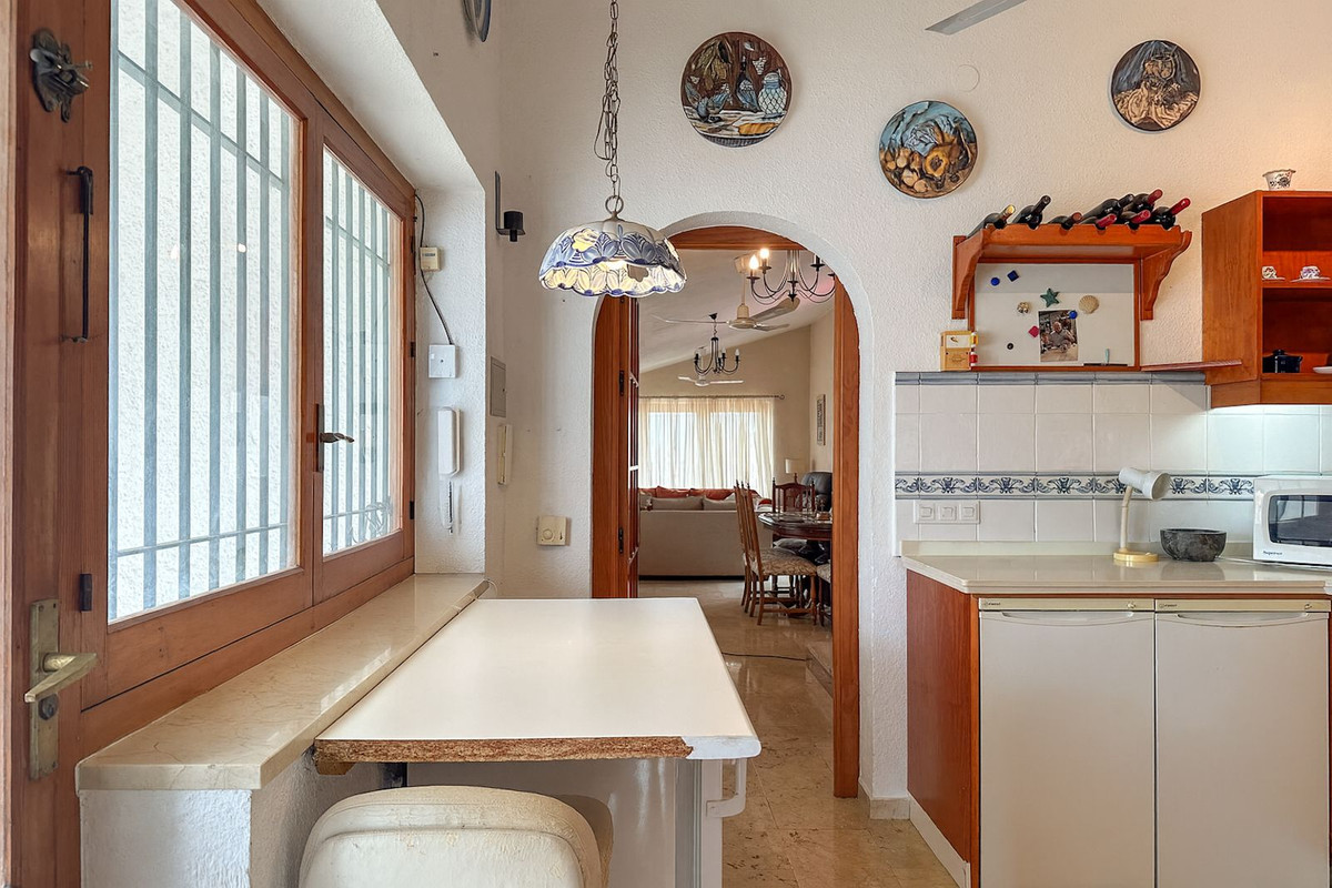 Te koop Vrijstaande Villa Costa Del Sol Cerros Del Aguila € 720.000,-