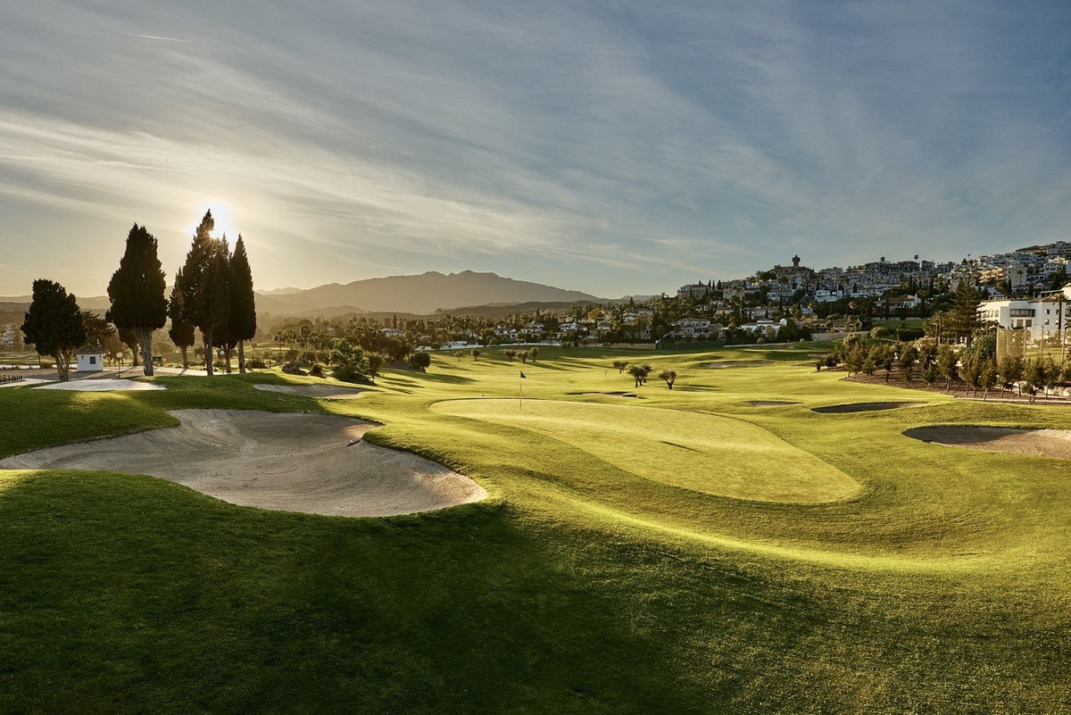 Te koop Herenhuis Costa Del Sol Mijas Golf € 345.000,-