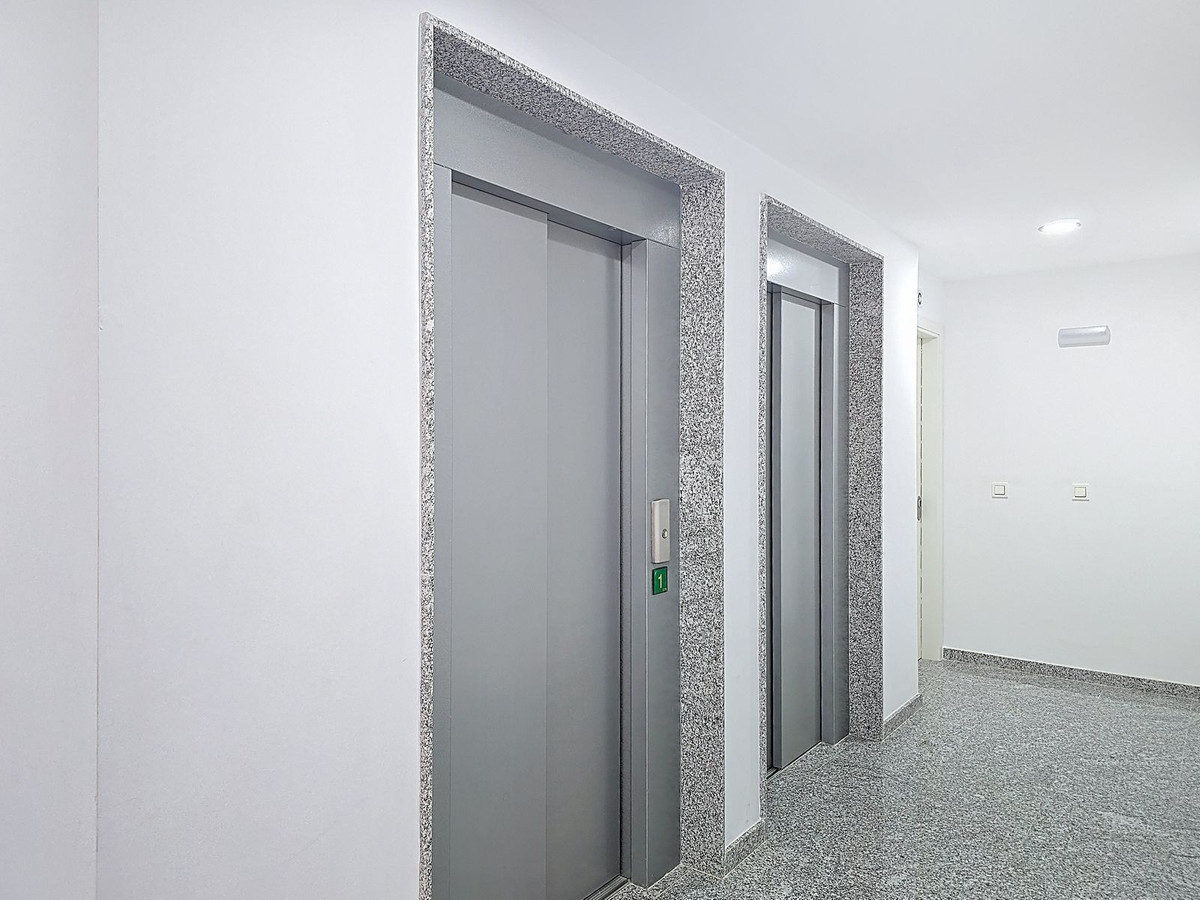 Te koop Middle Floor Apartment Costa Del Sol Torre Del Mar € 339.000,-