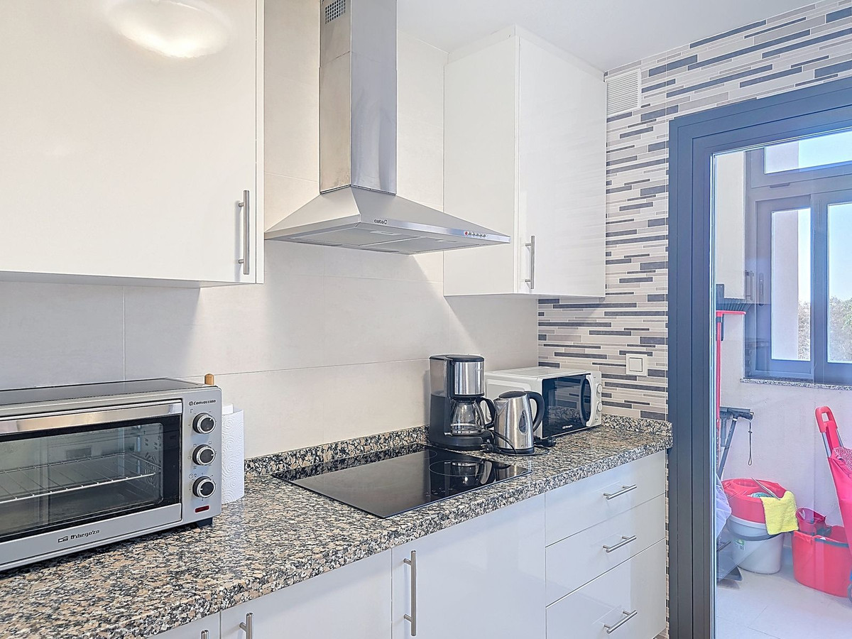 Te koop Middle Floor Apartment Costa Del Sol Torre Del Mar € 339.000,-