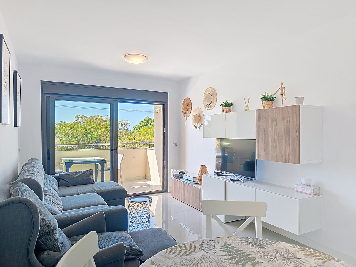 Te koop Middle Floor Apartment Costa Del Sol Torre Del Mar € 339.000,-