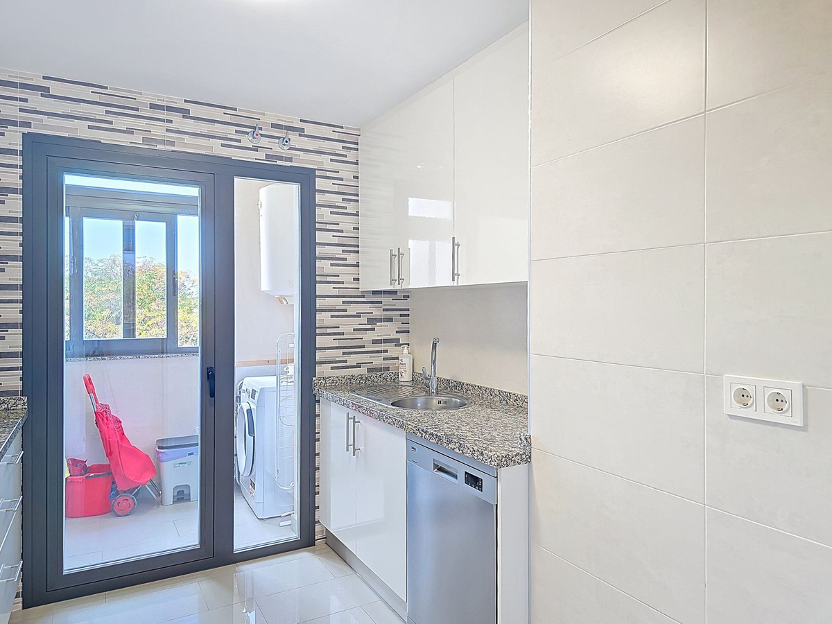 Te koop Middle Floor Apartment Costa Del Sol Torre Del Mar € 339.000,-