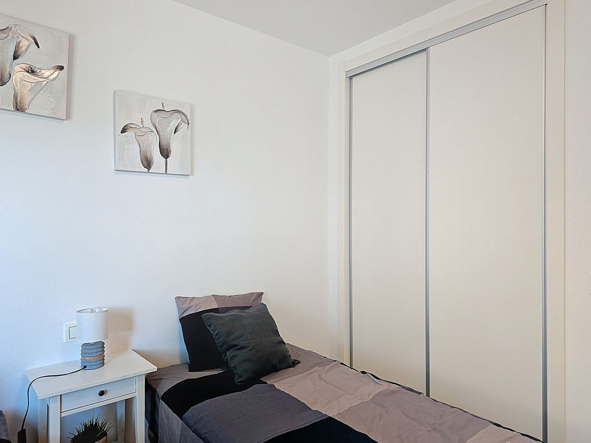 Te koop Middle Floor Apartment Costa Del Sol Torre Del Mar € 339.000,-