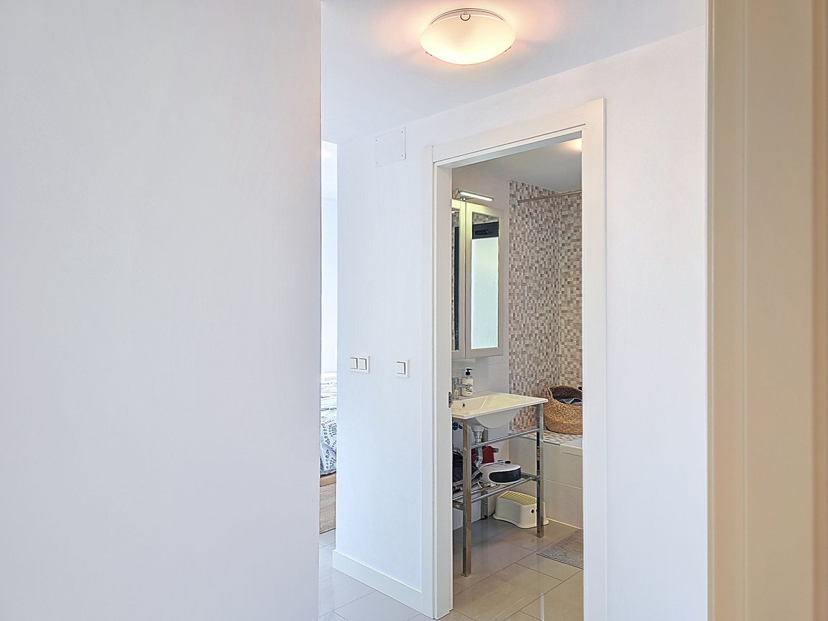 Te koop Middle Floor Apartment Costa Del Sol Torre Del Mar € 339.000,-