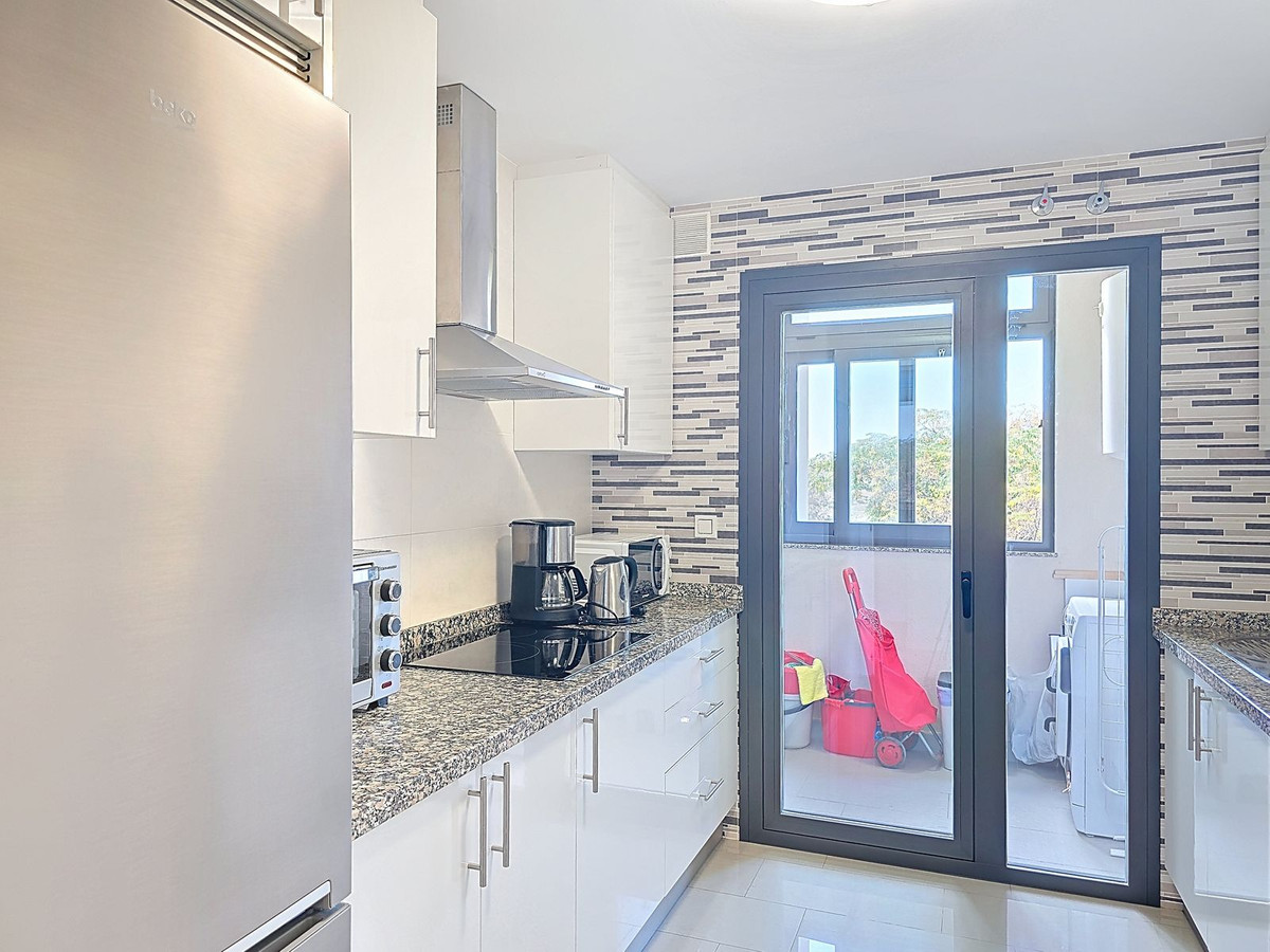 Te koop Middle Floor Apartment Costa Del Sol Torre Del Mar € 339.000,-