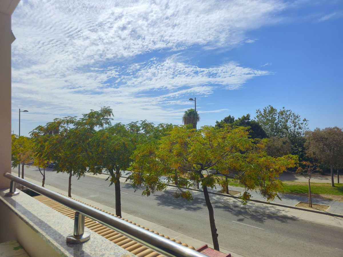 Te koop Middle Floor Apartment Costa Del Sol Torre Del Mar € 339.000,-