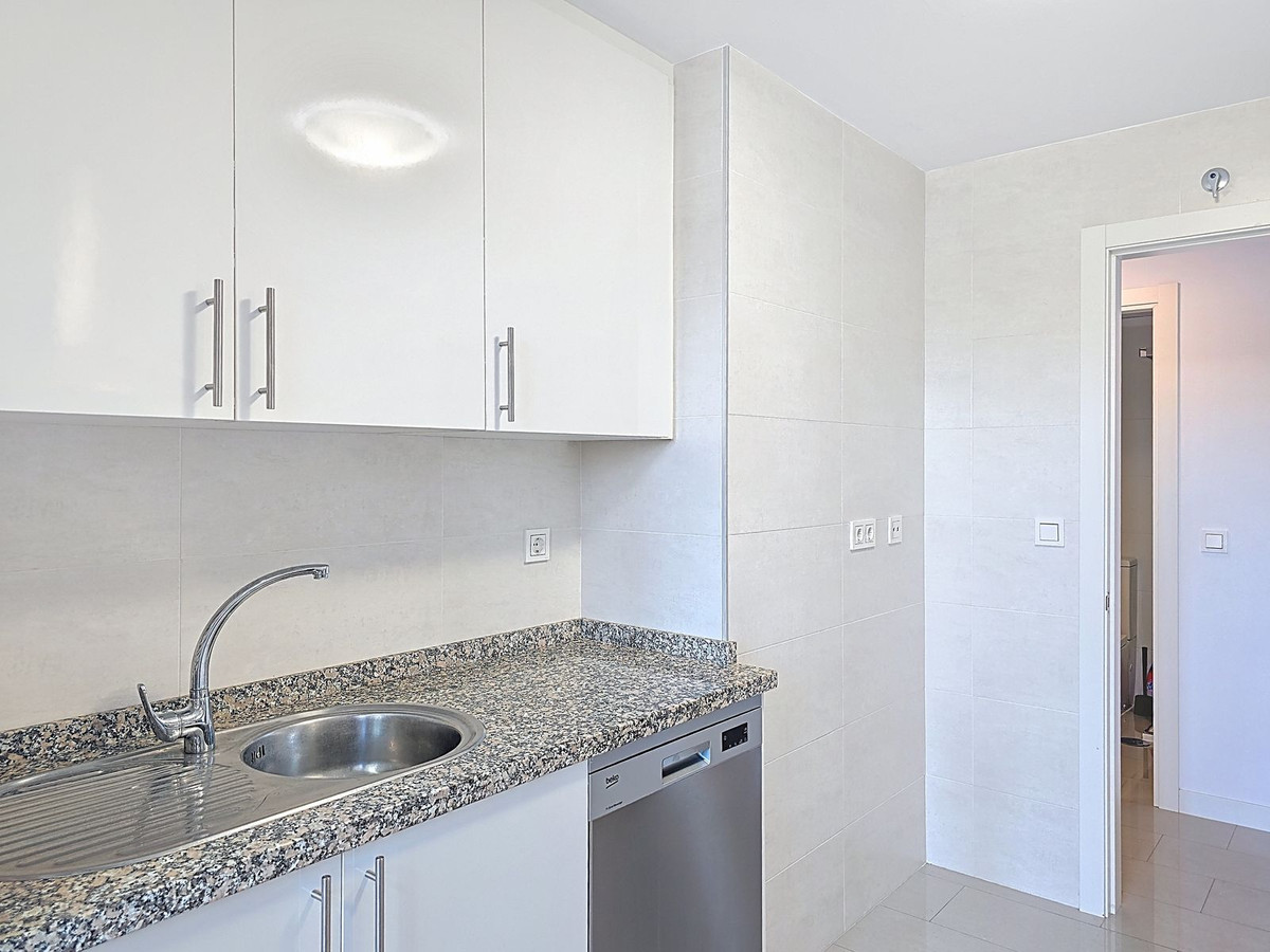 Te koop Middle Floor Apartment Costa Del Sol Torre Del Mar € 339.000,-