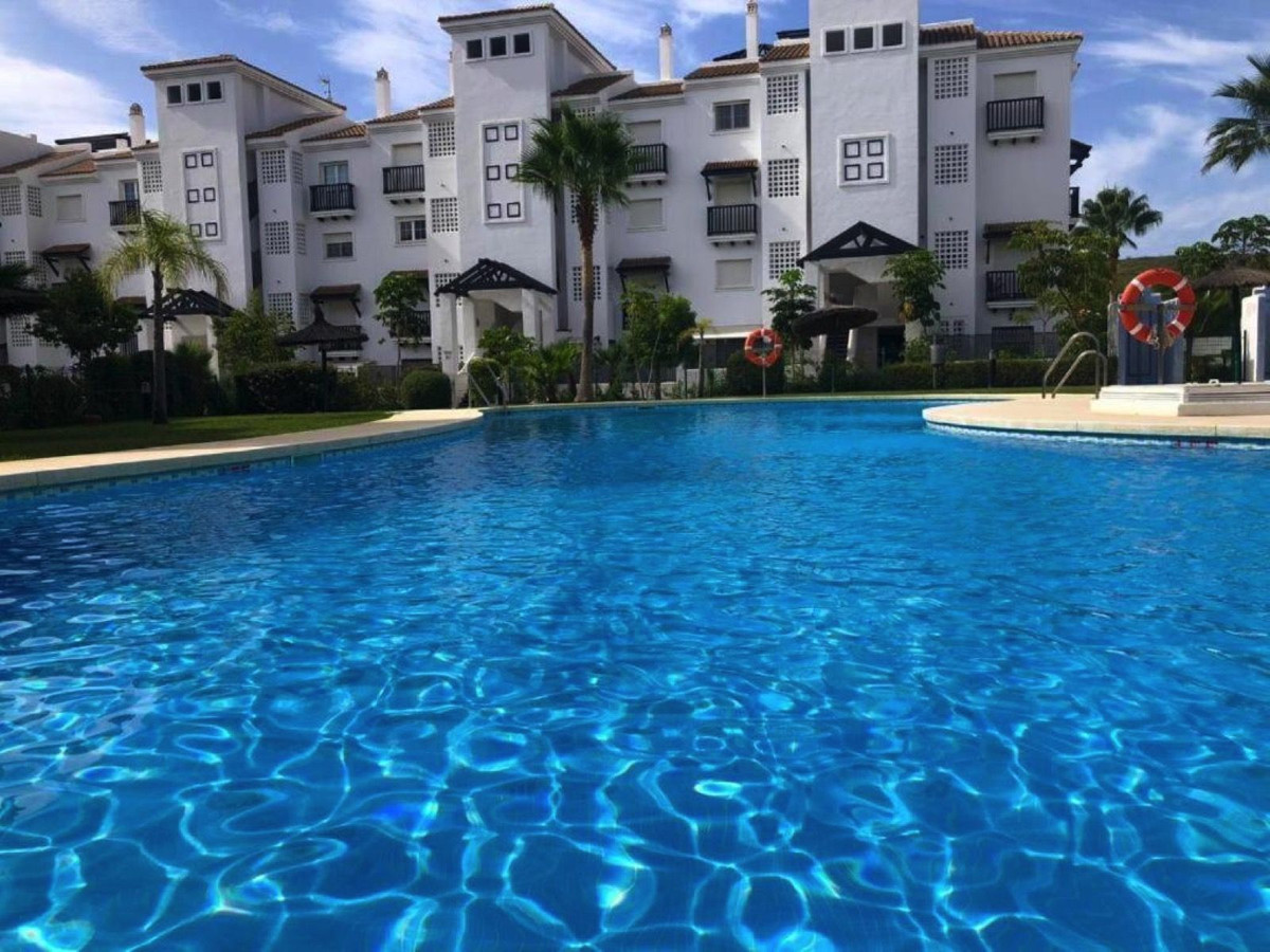 Te koop Middle Floor Apartment Costa Del Sol San Luis De Sabinillas € 310.000,-