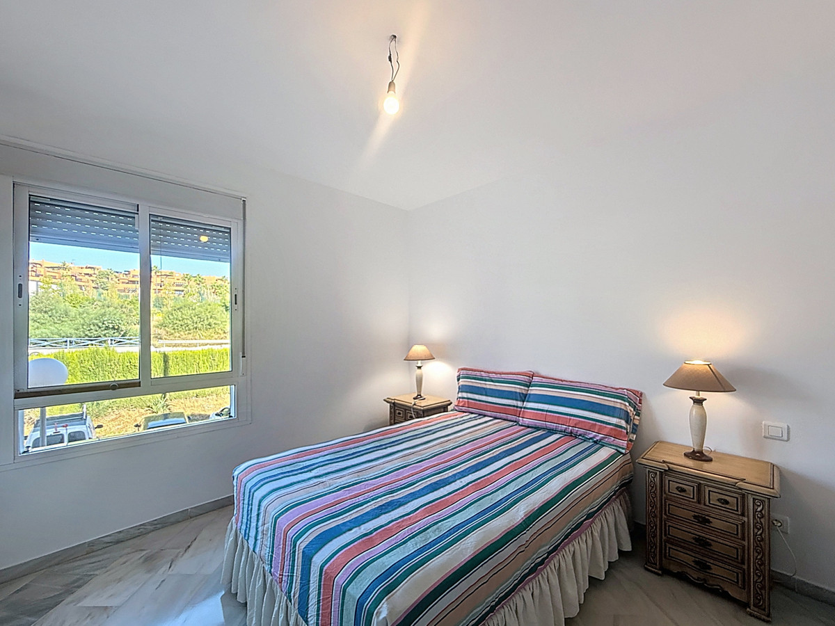 Te koop Middle Floor Apartment Costa Del Sol Estepona € 495.000,-