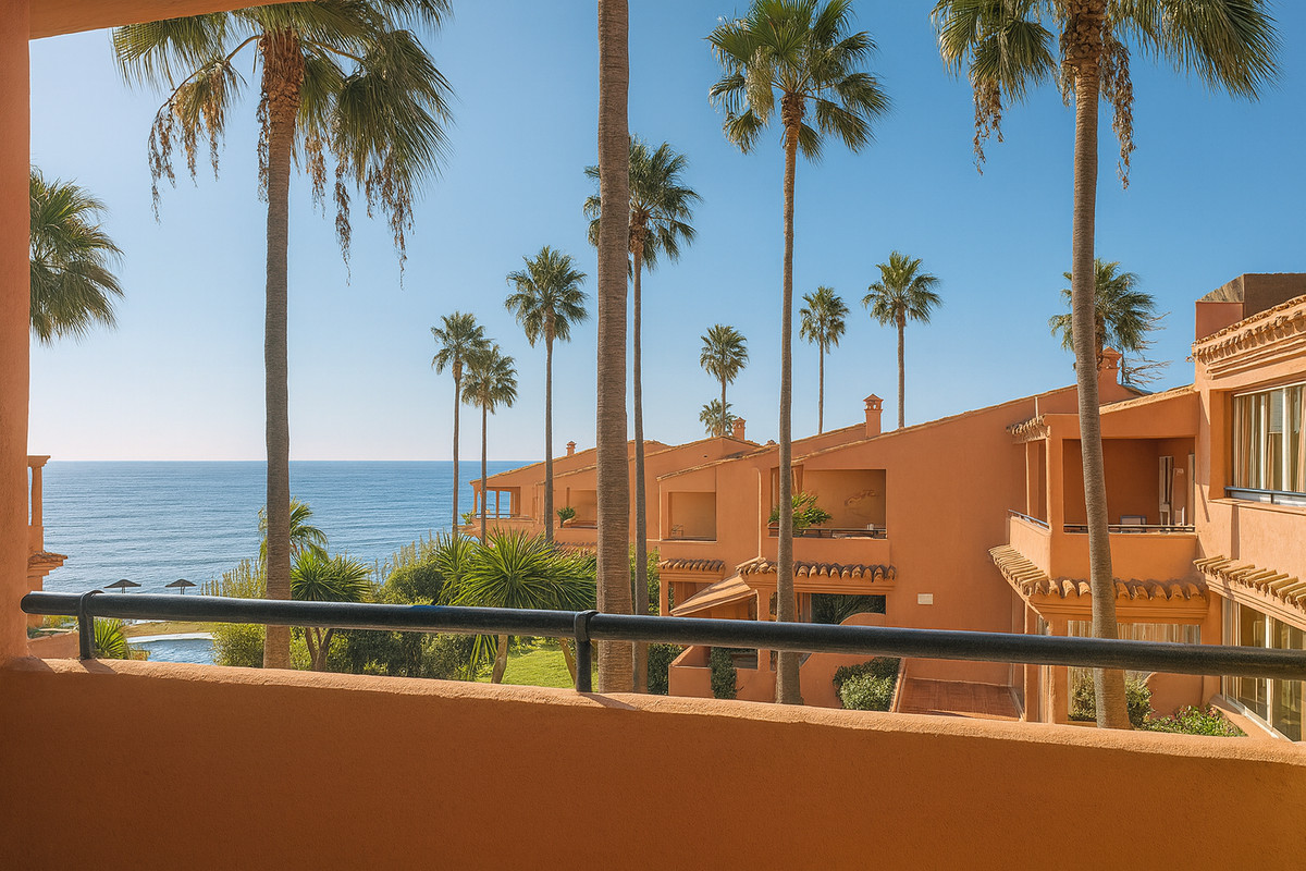 Te koop Middle Floor Apartment Costa Del Sol Estepona € 495.000,-
