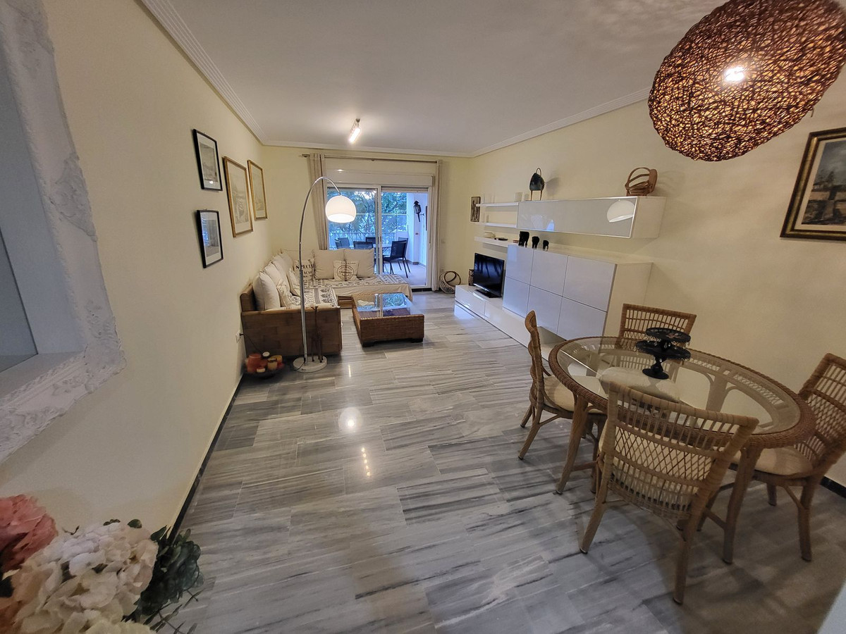 Te koop Middle Floor Apartment Costa Del Sol Puerto Banús € 750.000,-