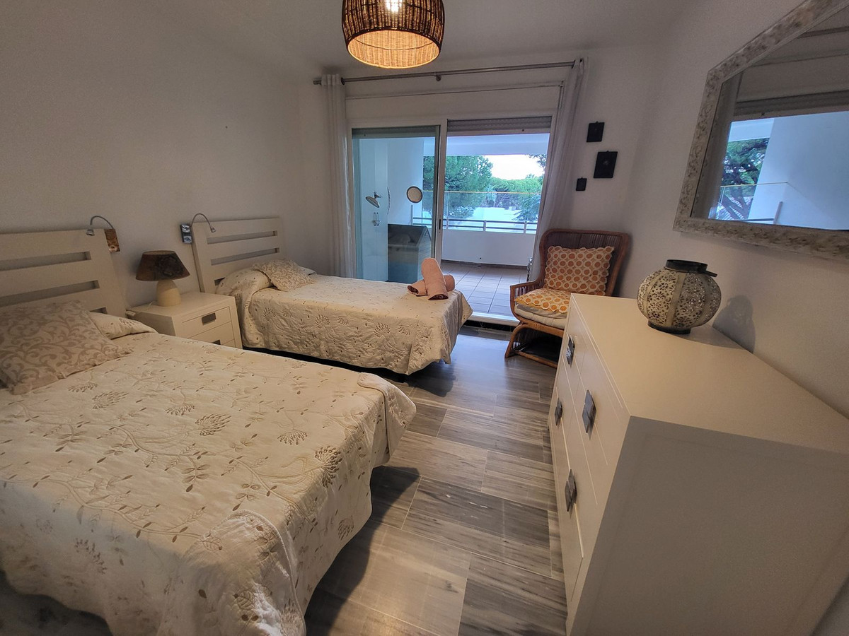 Te koop Middle Floor Apartment Costa Del Sol Puerto Banús € 750.000,-