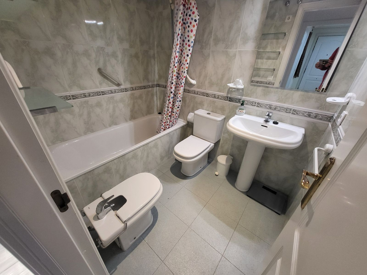 Te koop Middle Floor Apartment Costa Del Sol Puerto Banús € 750.000,-