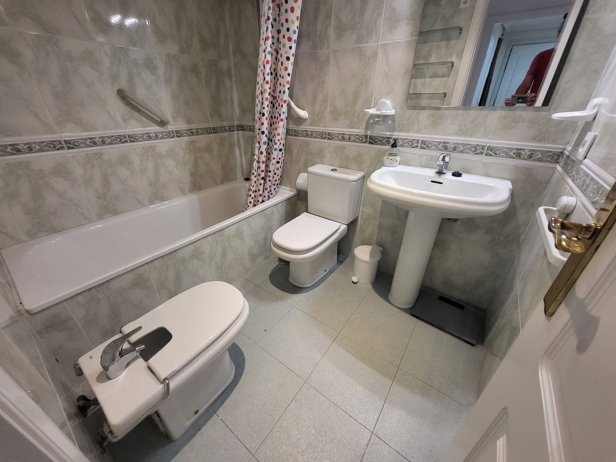 Te koop Middle Floor Apartment Costa Del Sol Puerto Banús € 750.000,-