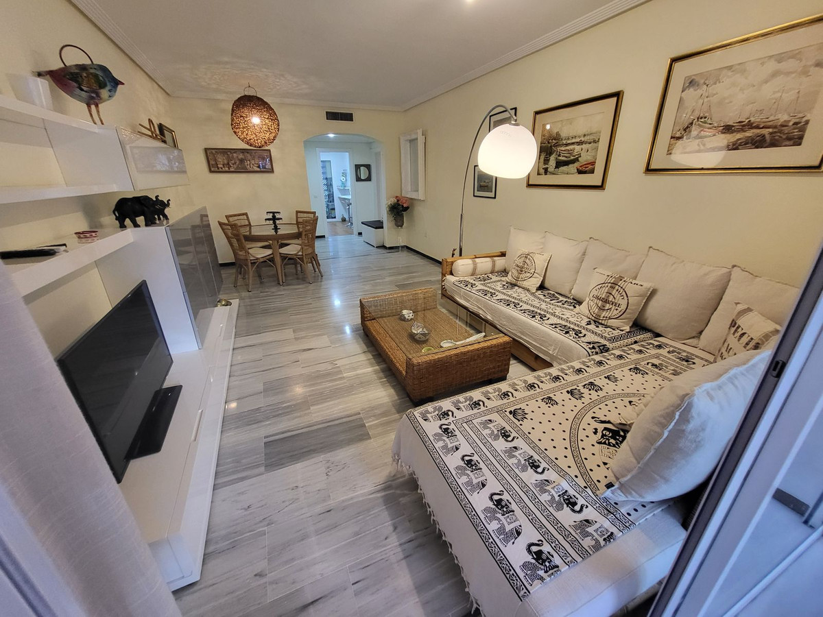 Te koop Middle Floor Apartment Costa Del Sol Puerto Banús € 750.000,-