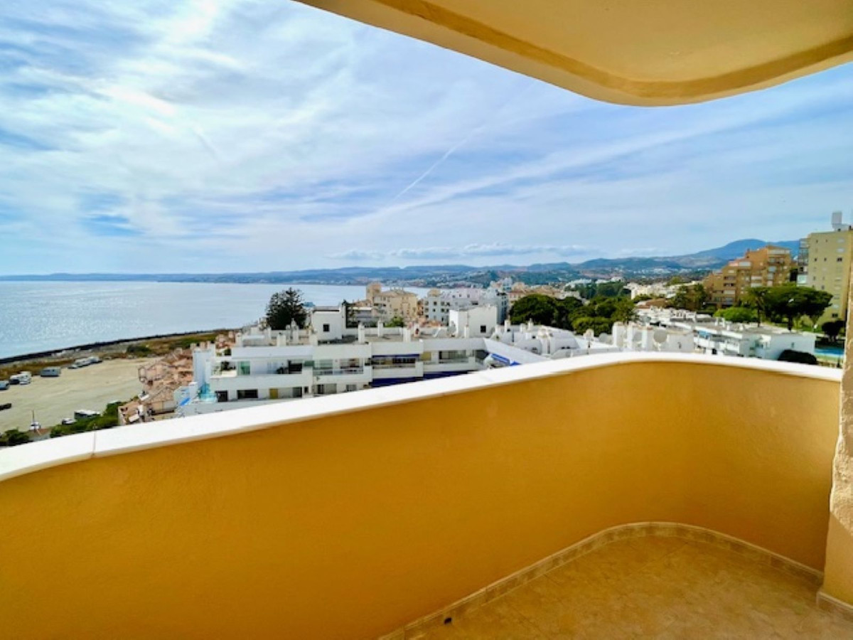 Te koop Middle Floor Apartment Costa Del Sol Estepona € 320.000,-
